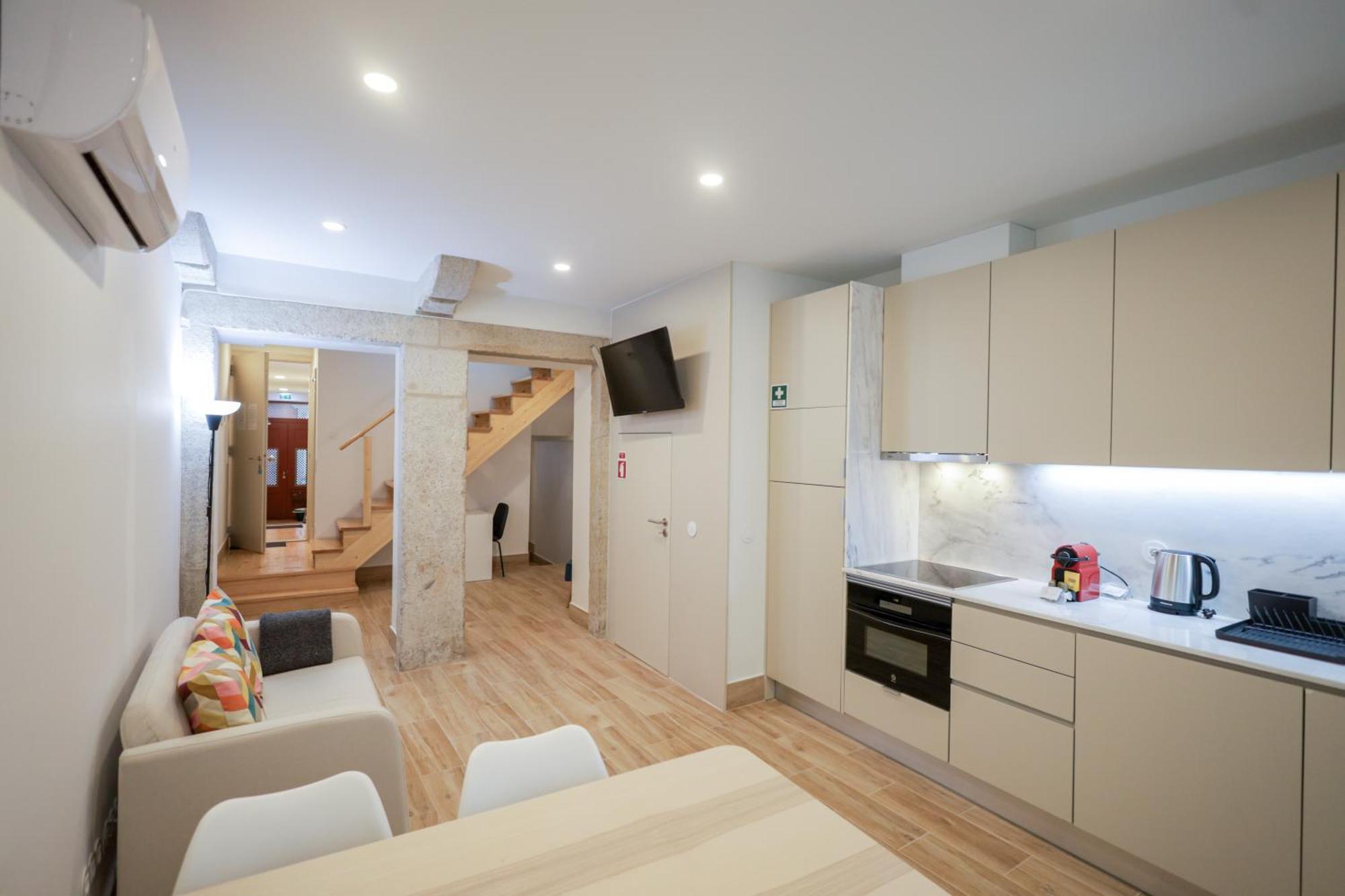 Martires Sweet Apts By Portocityhosts Екстериор снимка