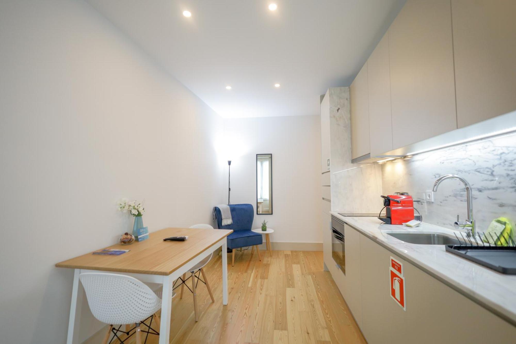 Martires Sweet Apts By Portocityhosts Екстериор снимка