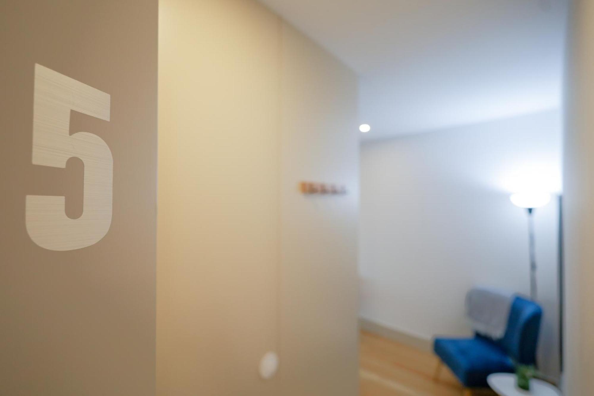 Martires Sweet Apts By Portocityhosts Стая снимка