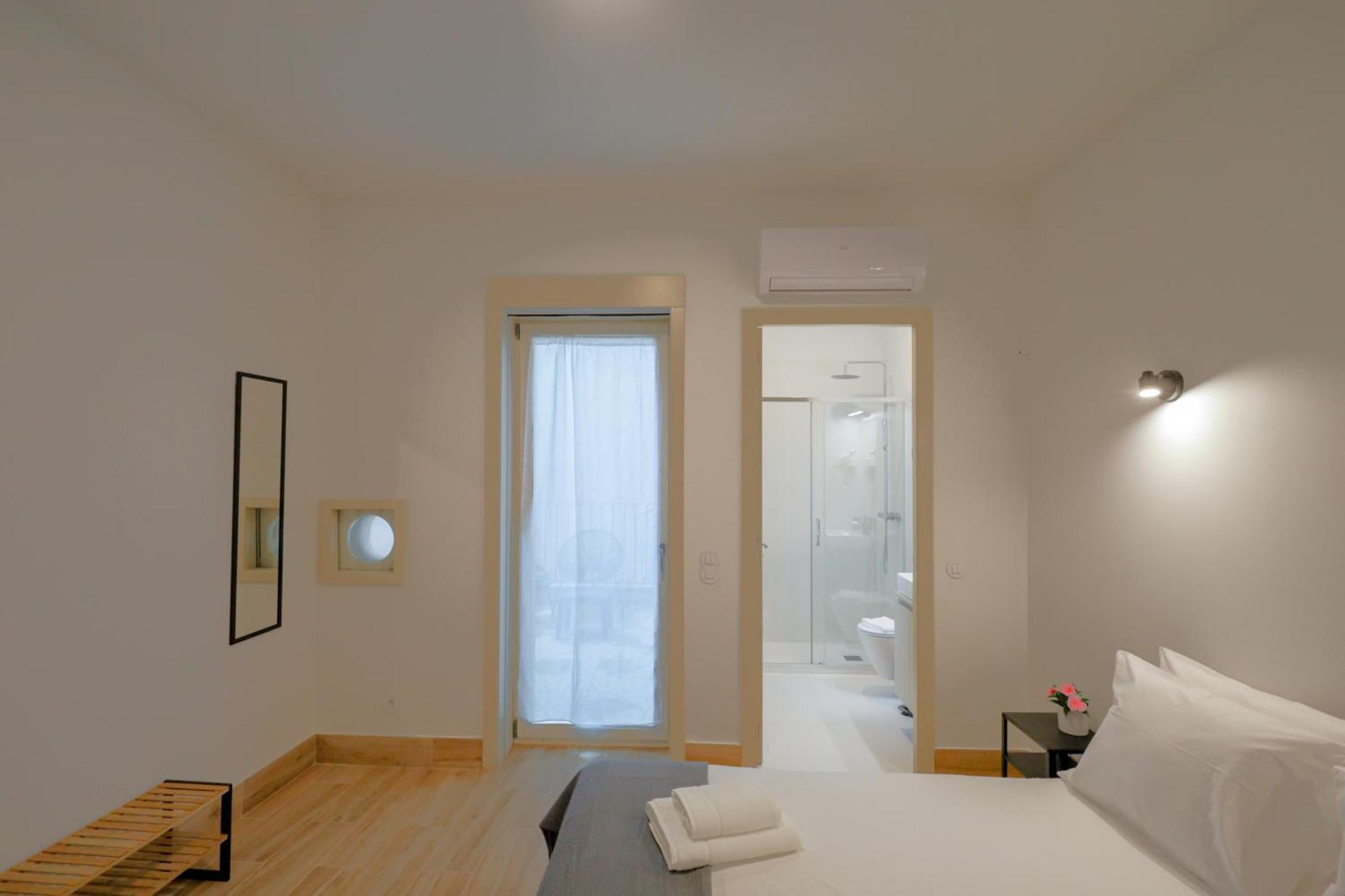 Martires Sweet Apts By Portocityhosts Стая снимка