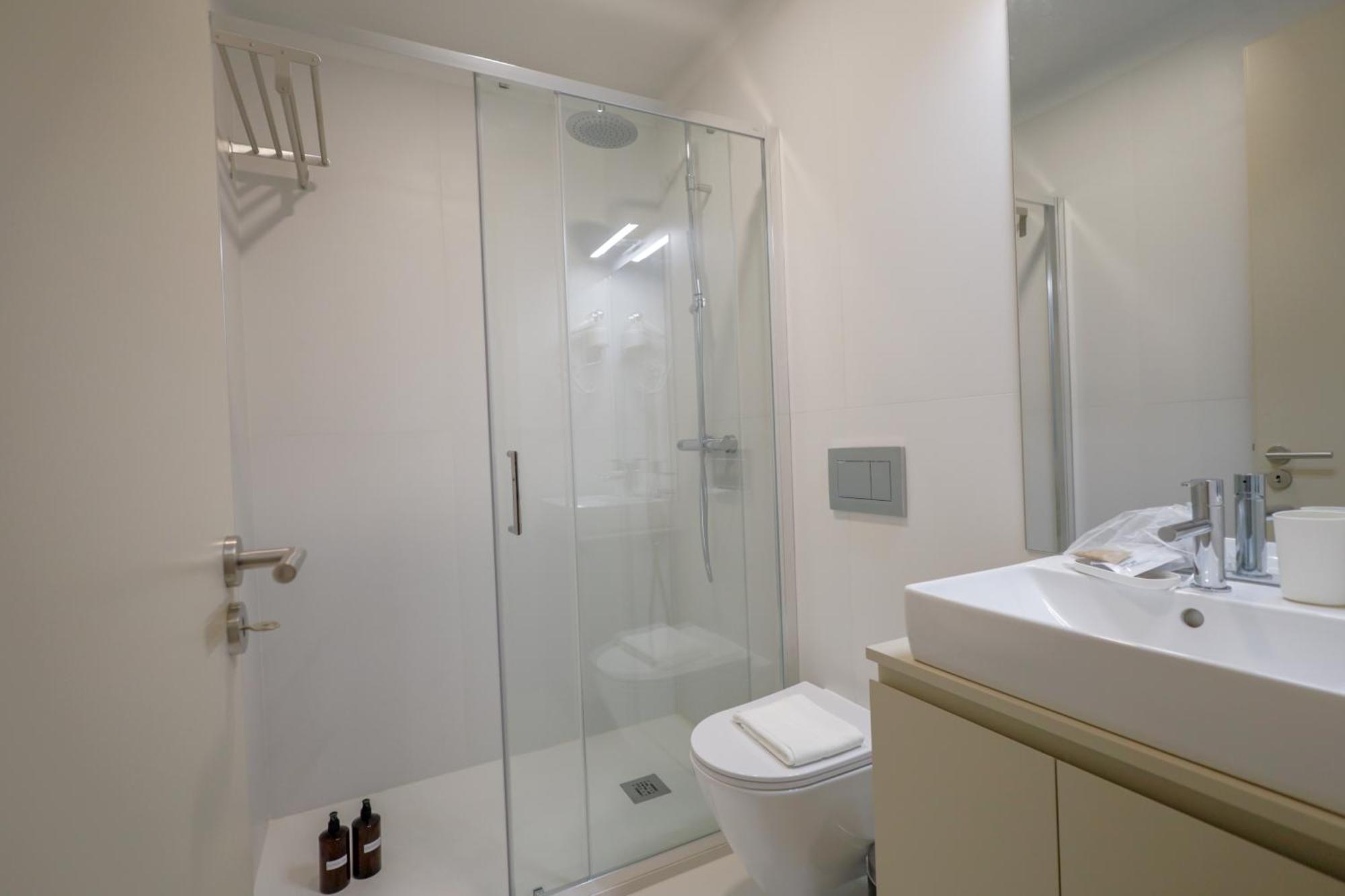 Martires Sweet Apts By Portocityhosts Стая снимка